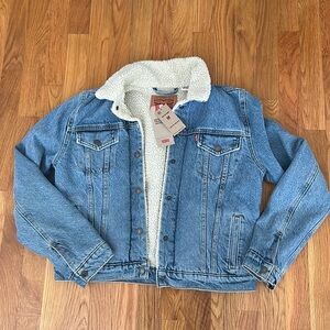 Levi’s Original Sherpa Trucker Jacket NWT